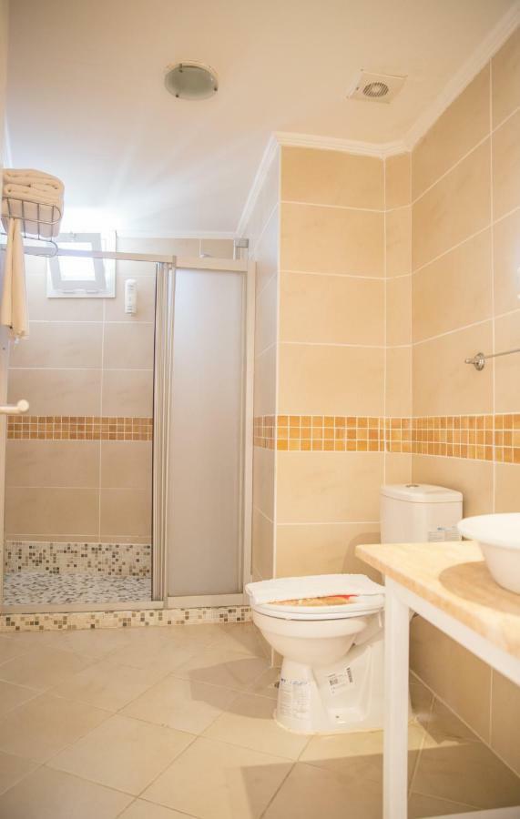 Kortan Hotel トゥルグトレイス エクステリア 写真